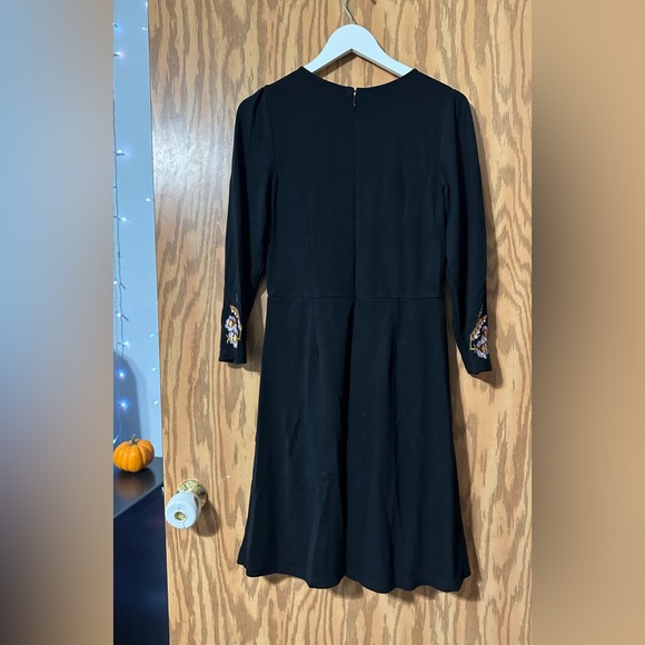 LOFT - Embroidered Long-Sleeved Dress (size 6) - Picture 3 of 3